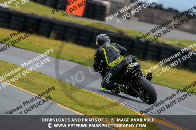 PJM Photography;anglesey no limits trackday;anglesey photographs;anglesey trackday photographs;enduro digital images;event digital images;eventdigitalimages;no limits trackdays;peter wileman photography;racing digital images;trac mon;trackday digital images;trackday photos;ty croes